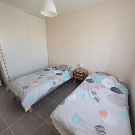 Les Acacias Apartamento