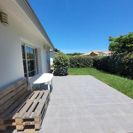 Apartamento Les Acacias